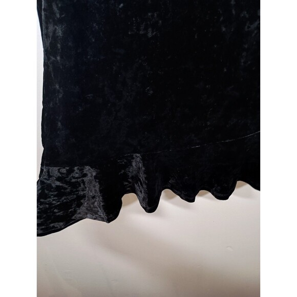 Linea Louis Dell'Ollio Velvet Asymmetrical Flutter Sleeves Black Top Size Small - Picture 3 of 6